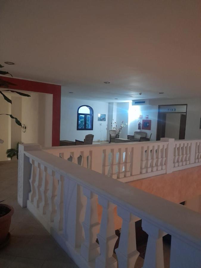Oasi Del Visir Resort Сан Вито дей Нормани Екстериор снимка