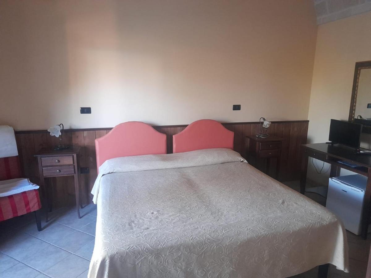 Oasi Del Visir Resort Сан Вито дей Нормани Екстериор снимка